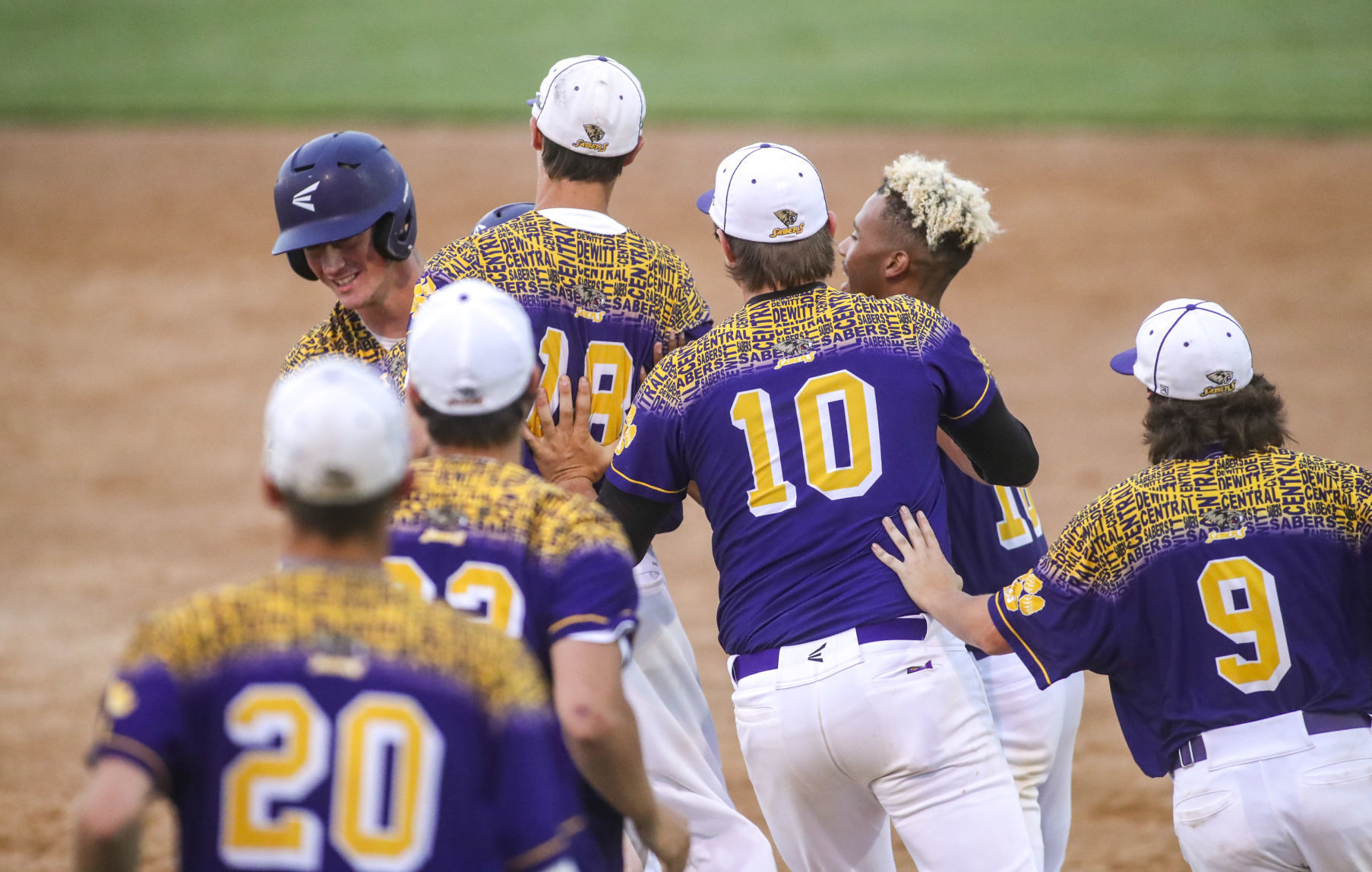 061819-qct-spt-dewitt-baseball-001